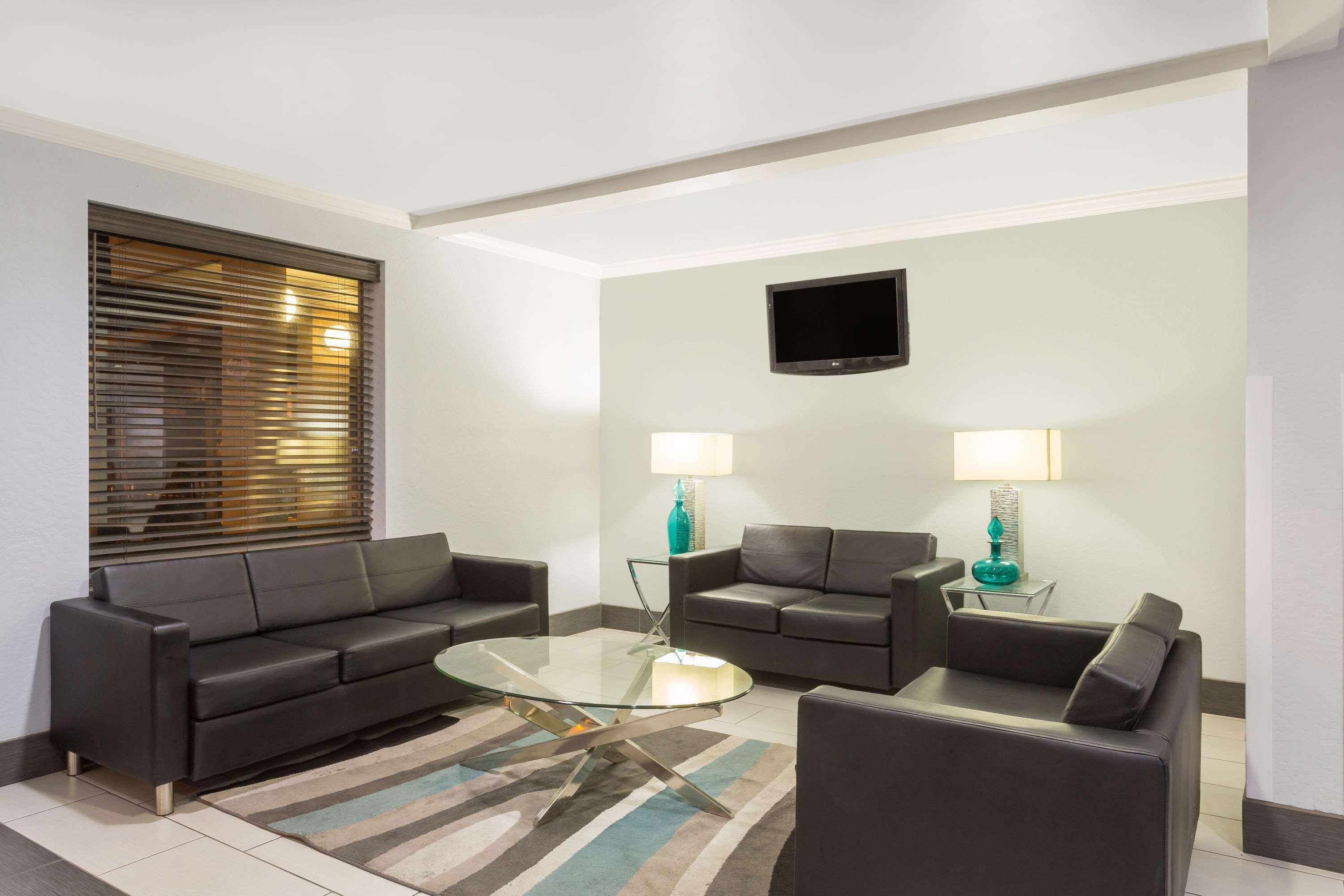 Baymont By Wyndham Flagstaff Hotel Екстериор снимка