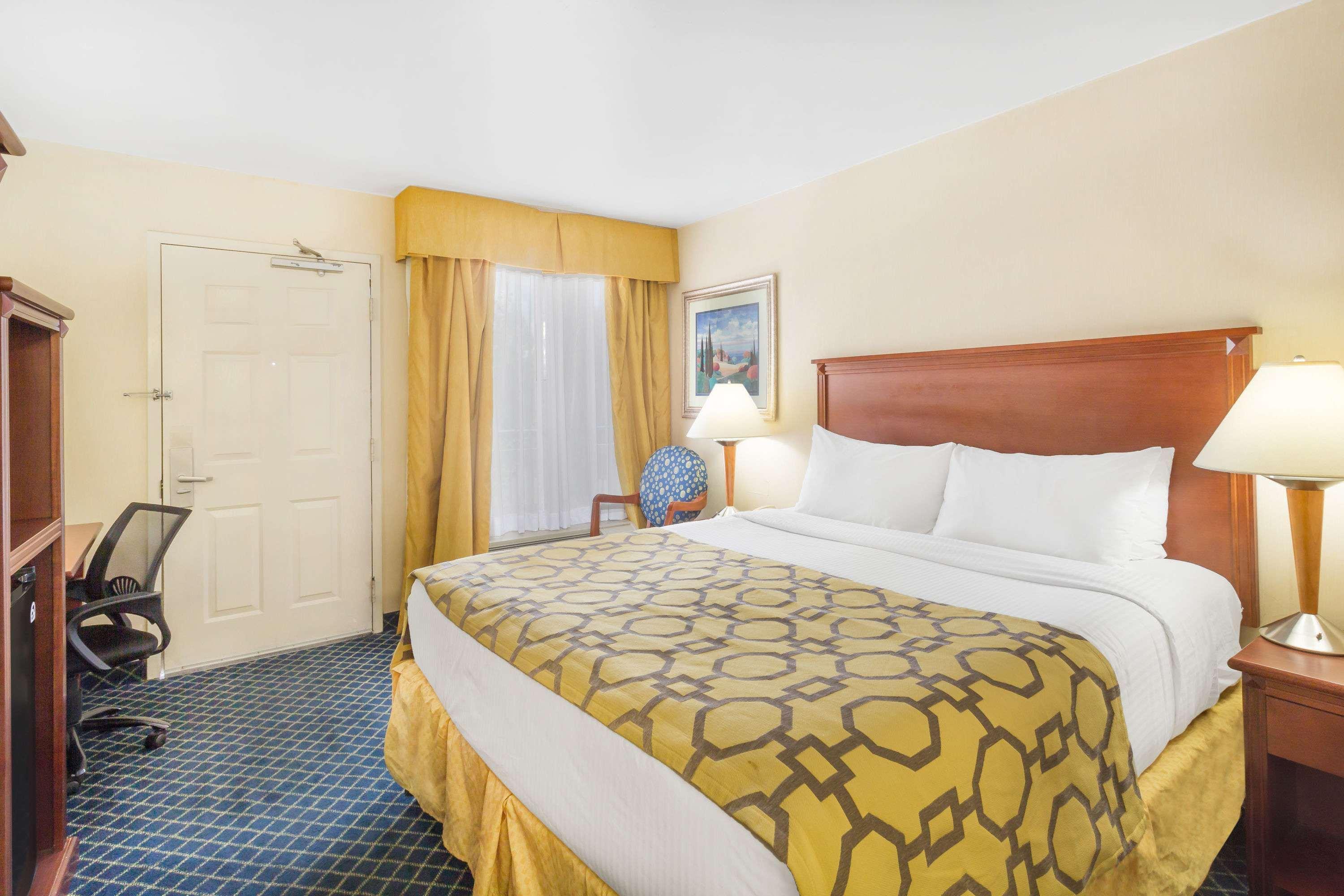 Baymont By Wyndham Flagstaff Hotel Екстериор снимка
